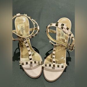 Valentino Garavani light pink